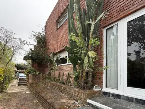 Casa en Alquiler en Club El Carmen, USD 1.400