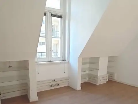 Oficina 3 ambientes con 2 baños
