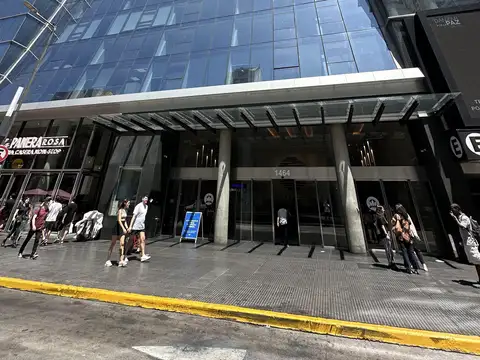 Oficina en alquiler en edificio Lex Tower, piso alto