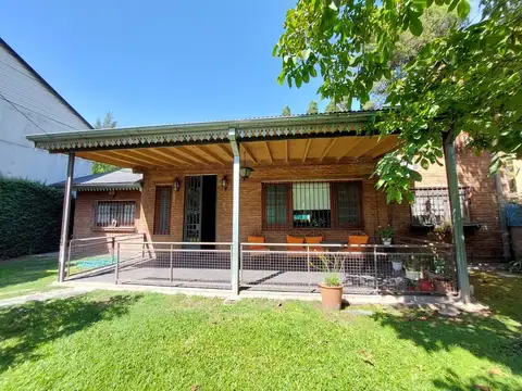 Casa en Venta en Villa Gobernador Udaondo, USD 250.000