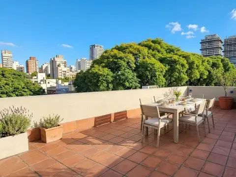 PH UNICO, igual a una CASA. 4 Dorm – Terraza Propia c/Parrilla – Sin Expensas