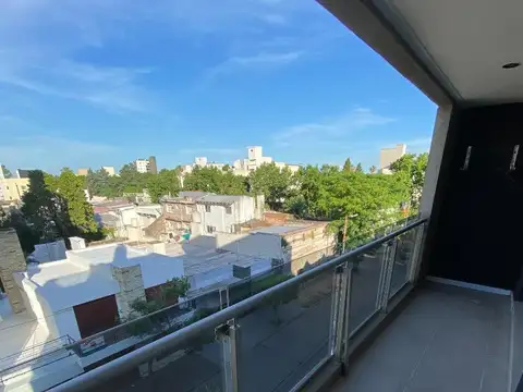 Departamento en Alquiler en Zarate, $ 650.000