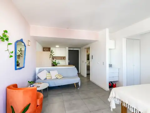 Venta monoambiente con balcon y pileta San Cristobal