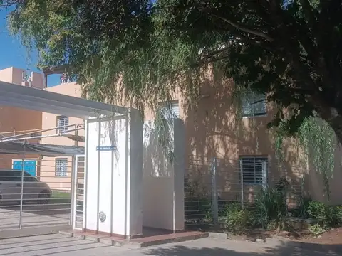 Depto Tipo Casa en Venta en Ampliación Las Palmas, USD 130.000