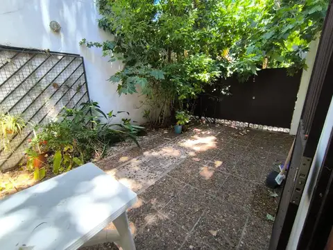 Depto Tipo Casa en Alquiler de 1 dormitorio