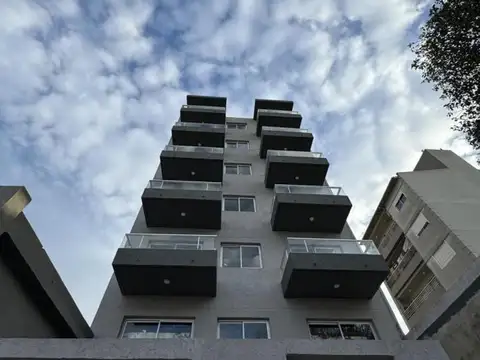 VENTA DEPARTAMENTO 2AMBIENTES EN SANTOS LUGARES
