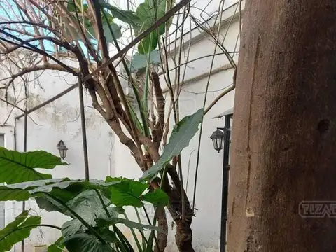 Casa en Alquiler en Chacarita, $ 2.500.000