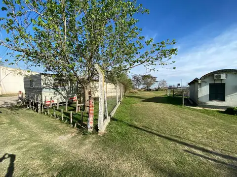 Terreno en Venta 44  mts Fondo
