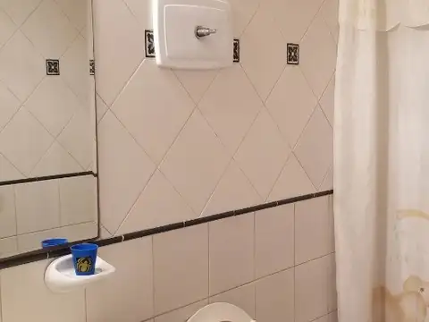 Hermoso Duplex en excelente zona residencial - Alsina 479