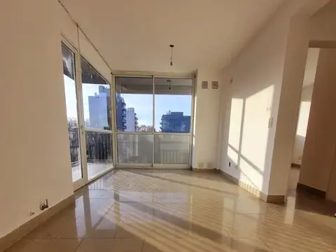 Departamento en Luis Agote