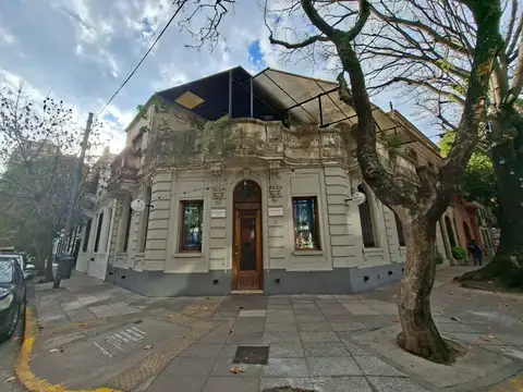 Local - Palermo