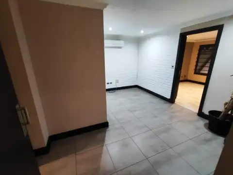 Avenida Colón e/ Catamarca y La Rioja