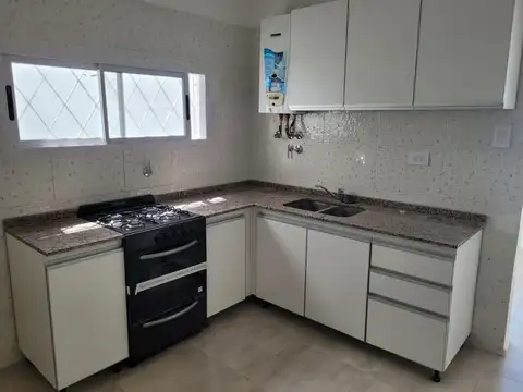 VENTA EXCELENTE CASA LOTE PROPIO DE 5 AMB, VILLA BALLESTER