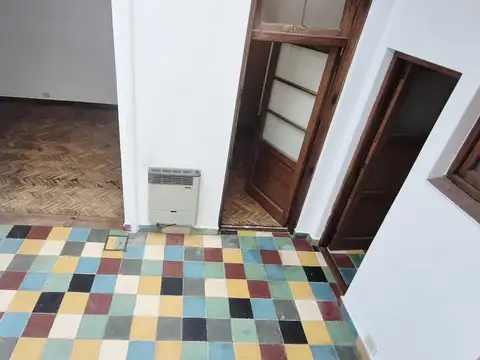 Depto Tipo Casa en Venta 50 años