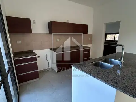 CASA EN ALQUILER - TERRAZAS DE LA ESTANZUELA