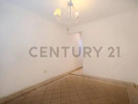 Venta de casa con departamento apto credito, Colinas de Peralta Ramos, Mar del Plata.