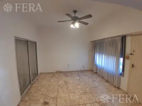 Depto Tipo Casa en Alquiler de 2 dormitorios