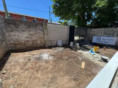 Angel gibon 400, Piso 0