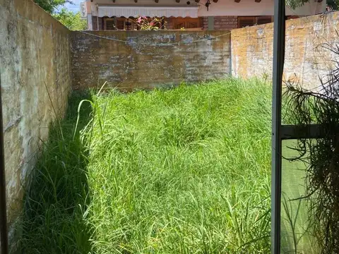 Depto Tipo Casa en Venta en Ituzaingo Norte, USD 55.000