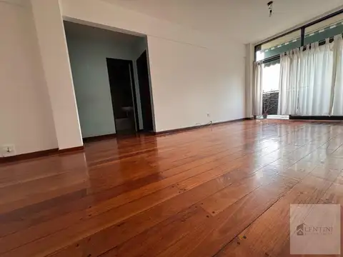 Departamento en Venta en Ciudad Jardín del Palomar, USD 110.000
