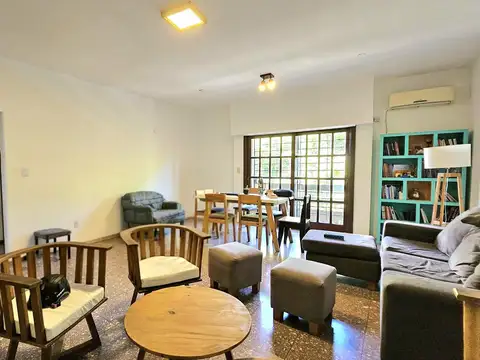 Casa 5 ambientes con 6 baños