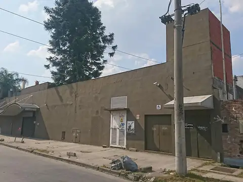 Local en Venta 30 años