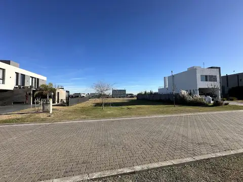 Lote 128 Villalobos