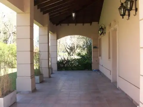 AU Buenos Aires/La Plata  Km 33