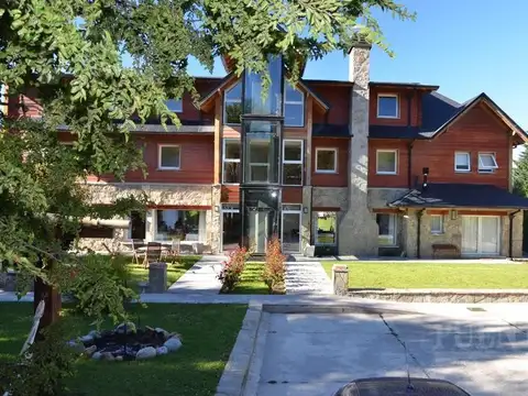 Hotel en Venta en Villa la Angostura, USD 2.200.000