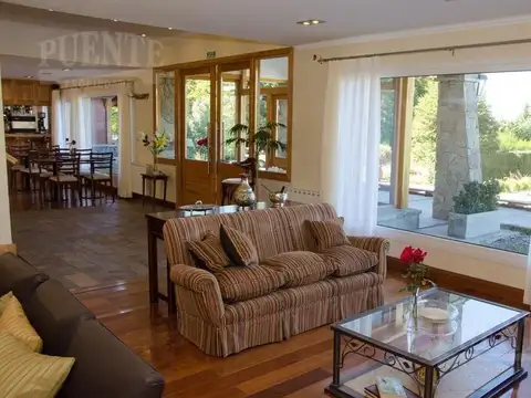 Hotel en Villa La Angostura