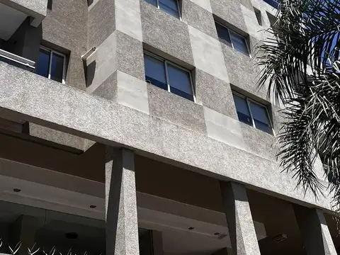 3 ambientes céntrico con cochera