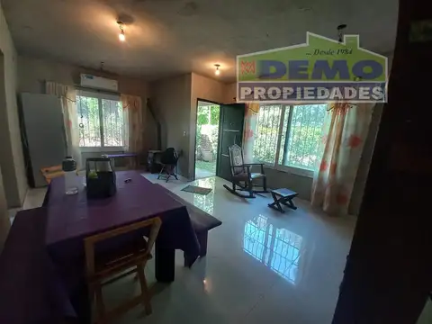 Casa 2 ambientes con 1 baño