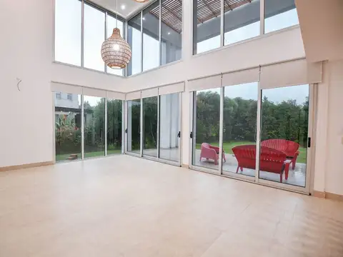 CASA VENTA FINCAS DE IRAOLA 2 A ESTRENAR