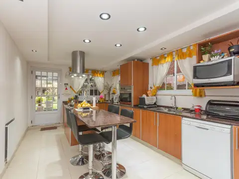 Casa en Venta al Este