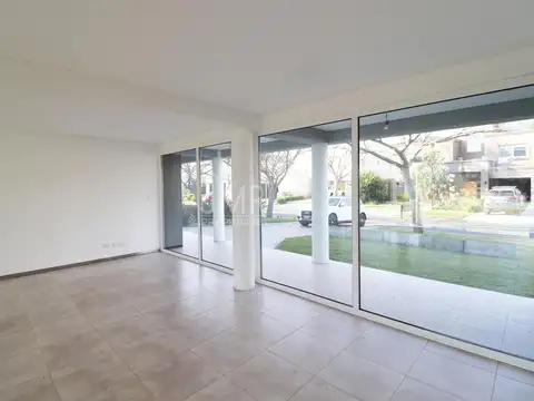 JMR Propiedades | Nordelta - Barrio los Lagos | Excelente Casa Moderna en Venta