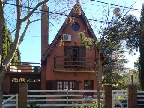 Casa en Barrio Ezcurra Medrano - Con opción a compra de lote lindero