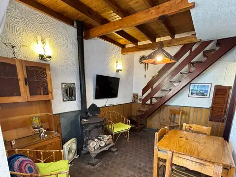 Depto Tipo Casa en Venta de 3 ambientes