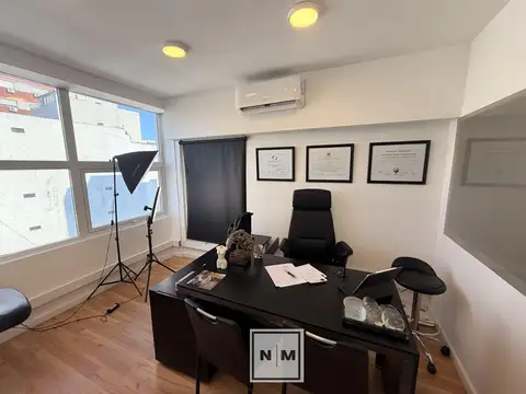 Oficina Monoambiente con 2 baños