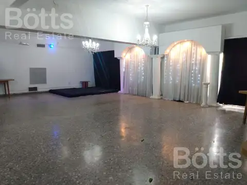 Salón ideal depósito o templo evangelista