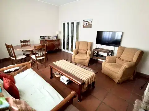 14 De Julio 1000