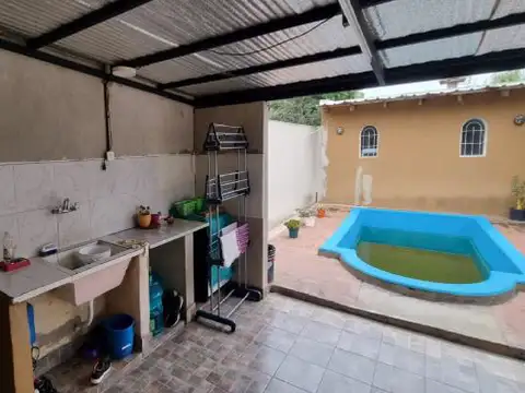 Casa en venta en Manuel Alberti