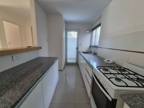 Departamento en Alquiler en La Plata, $ 680.000