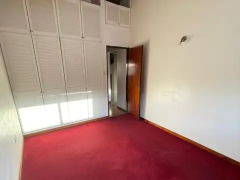 Duplex de 2 Dormitorios amplios con Patio y parrilla