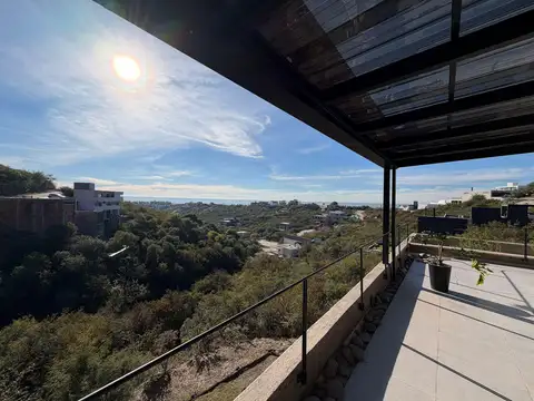 Casa en Alquiler de 3 dormitorios