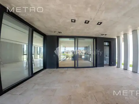 Casa 6 ambientes con 6 baños