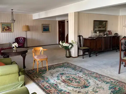 Departamento 6 ambientes con 3 baños