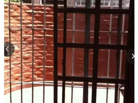 Depto Tipo Casa en Alquiler de 2 dormitorios