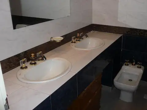 Encantadora Quinta EN VENTA - Fácil acceso desde Camino General Belgrano