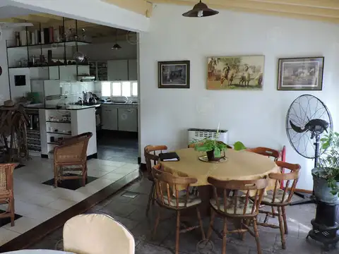 Encantadora Quinta EN VENTA - Fácil acceso desde Camino General Belgrano
