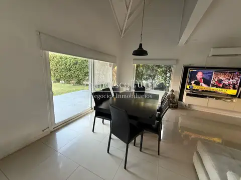 Casa en Venta al Oeste